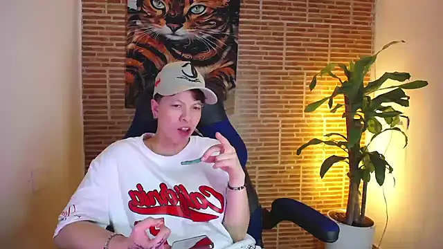 Asher addamss  online show from July 23, 3:47 am