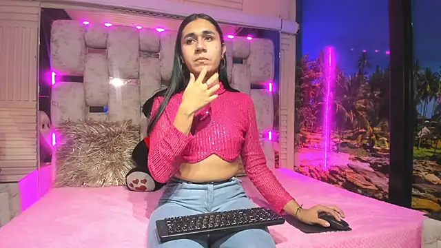 MahiaraHot online show from July 14, 12:43 pm