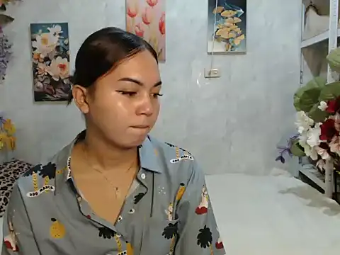ur asiankat online show from June 24, 7:13 pm