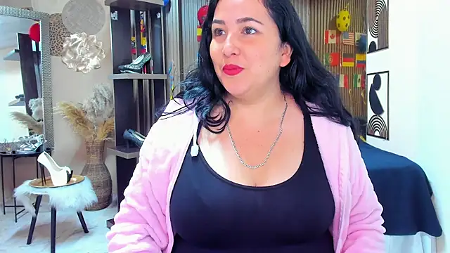 BBWLuxuryMuse online show from July 15, 11:48 am