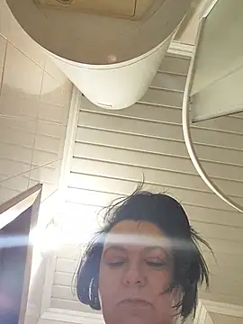 EmmaEmmy40 online show from June 24, 10:14 am