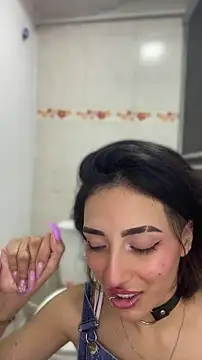 LunaiXMoon  online show from July 28, 12:48 pm