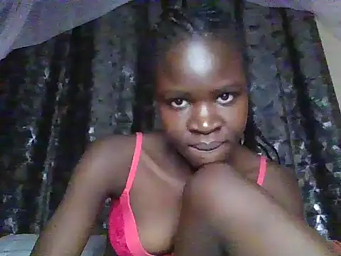 small diva online show from June 13, 7:11 pm