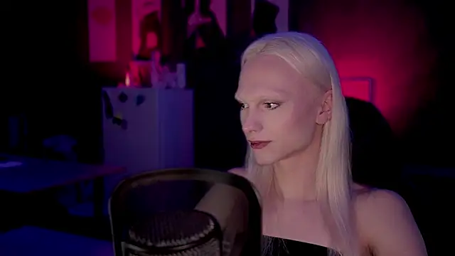 sindLy online show from July 30, 11:27 pm