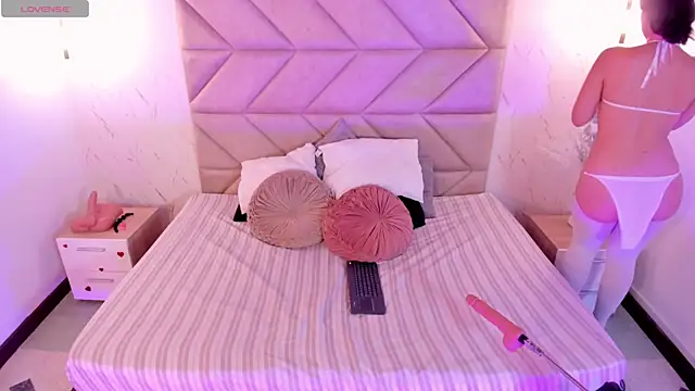 Vonnievaleri online show from June 25, 8:21 pm