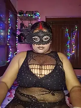 Tiger Tigress online show from June 26, 8:10 pm