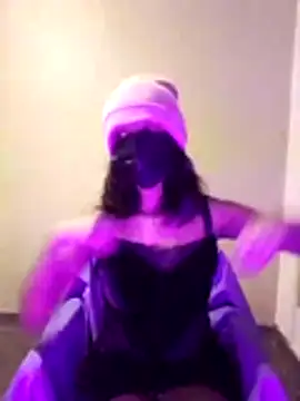 queen shelly online show from August 2, 2:20 pm