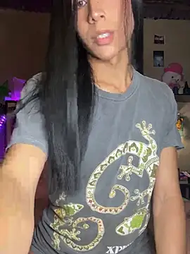 lady Tayron online show from August 5, 4:30 am