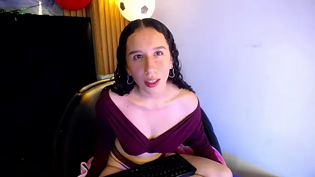 Zafira Cass online show from July 10, 3:29 am