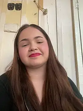 bella  hott online show from August 3, 10:43 am