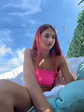 VixenRosse online show from July 7, 6:58 am