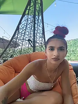 VixenRosse online show from July 18, 9:12 am
