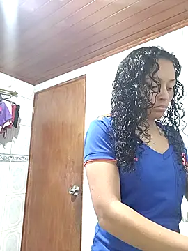 Estrella2001 online show from June 27, 5:41 pm