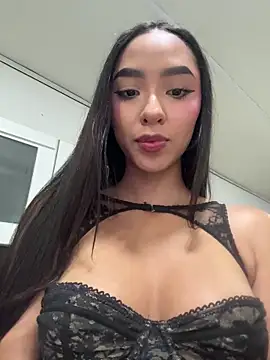 sofi-jimenez online show from July 25, 11:39 am