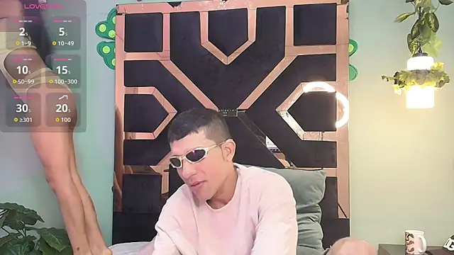 HANNA SEBAS online show from July 13, 1:34 pm