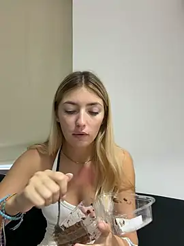camille 2007 online show from July 29, 2:39 pm