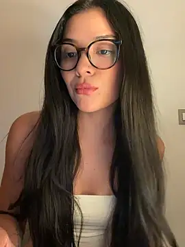 Ivyglow online show from June 25, 9:38 pm
