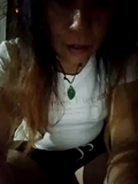 Moon squirtt online show from August 6, 3:08 pm