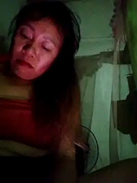 Moon squirtt online show from July 6, 3:03 pm