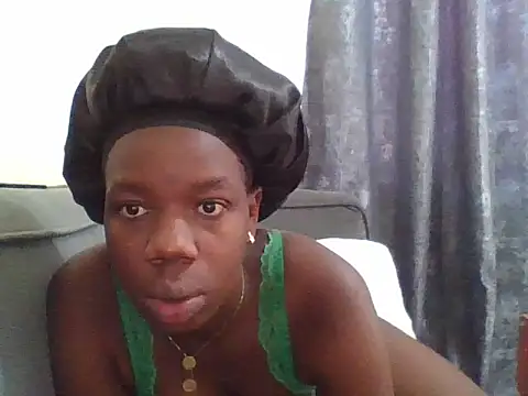 Thick Me- online show from July 13, 6:14 am