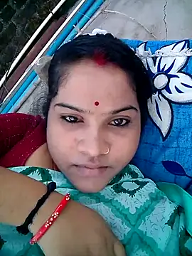 HotRavita389 online show from August 1, 12:29 pm