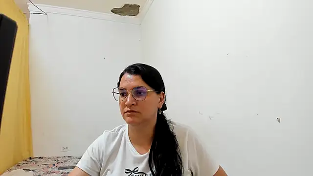 MARILYN GARCIA online show from June 9, 9:03 pm