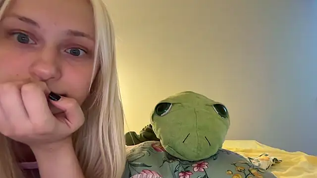 Your lovely hamster91 online show from August 5, 4:46 pm