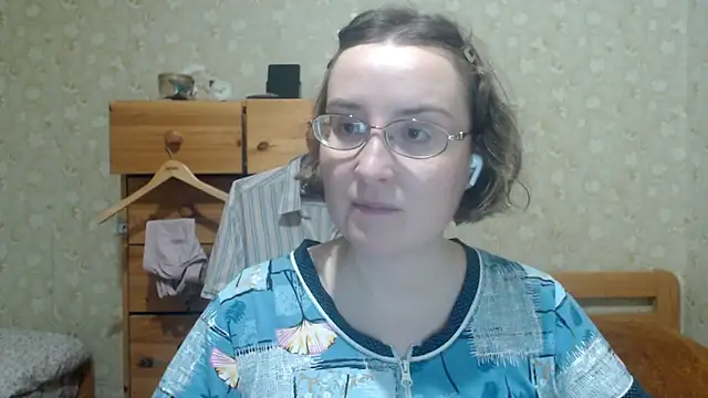 Smart Rose online show from March 13, 2:35 am