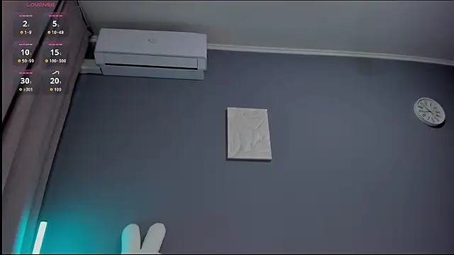 Malika Lisan online show from April 17, 1:51 am