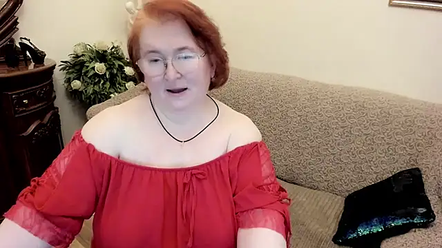 leiamillersonn online show from March 23, 6:25 pm