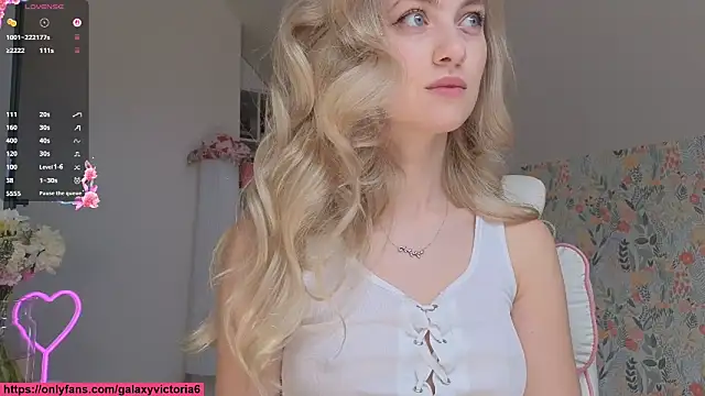 brilliantvictoria online show from March 26, 5:42 am