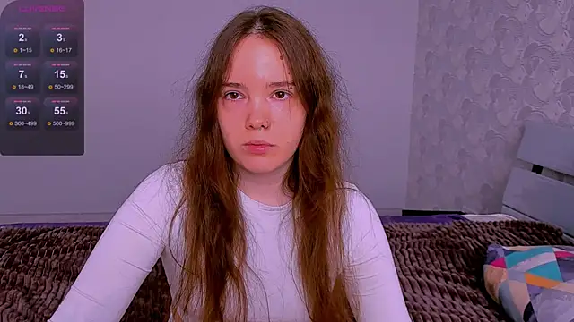 Janie JJ Curvie online show from April 17, 2:46 am