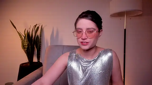 HazelKush online show from March 17, 9:19 pm