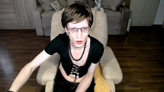 clementine online show from April 17, 10:50 am