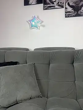 BA BYY online show from April 2, 7:44 pm