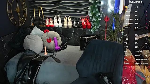 MistressDarsy online show from January 13, 2:32 pm