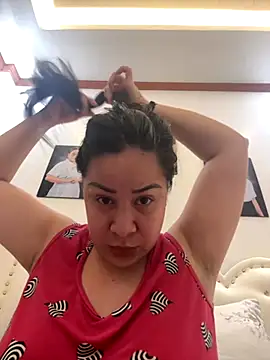 Tightwetholesxx online show from October 9, 3:27 pm