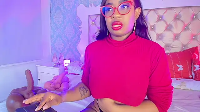 CaseyMoon online show from April 11, 12:42 pm