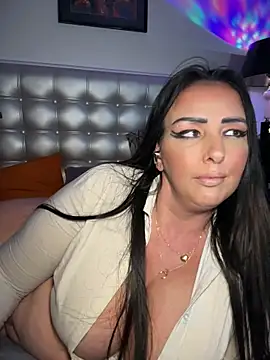 TiffanyRoxx online show from March 9, 7:06 pm