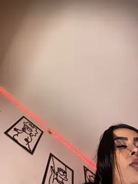 Emma Brown 12 online show from July 10, 9:15 pm