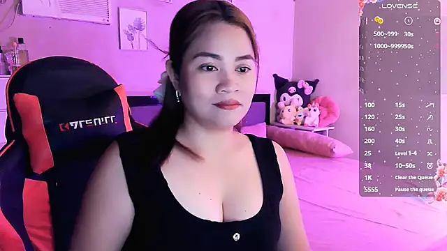 yenyen  online show from March 25, 2:17 am