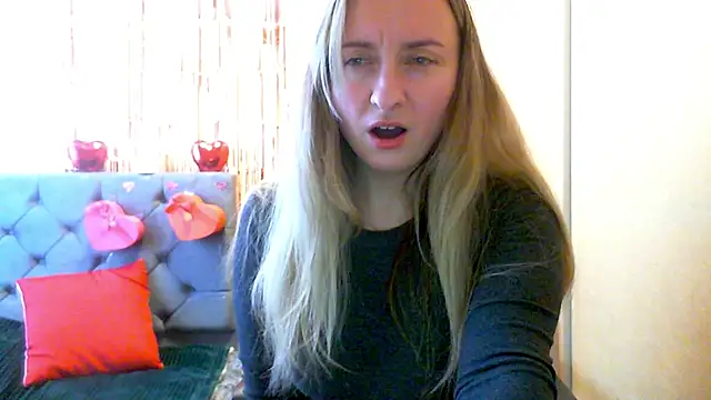 SusanCurt online show from February 20, 10:39 am