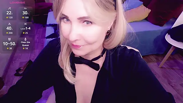  unique cam  online show from August 1, 9:11 am