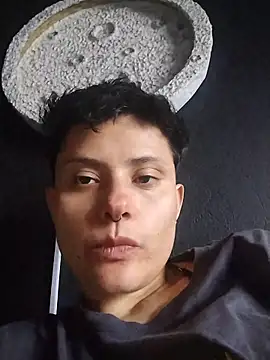 girl intense444 online show from March 18, 5:29 pm