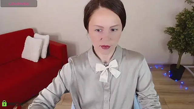 VickyGolden online show from April 19, 5:07 am