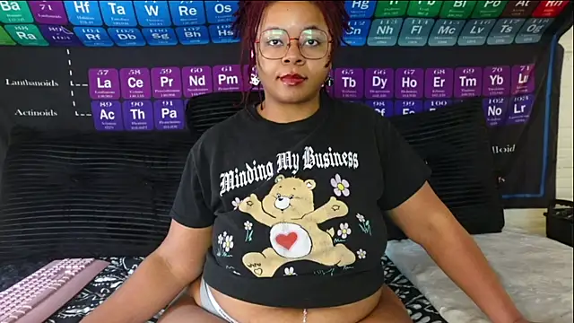 -khayaparker online show from April 8, 3:47 pm