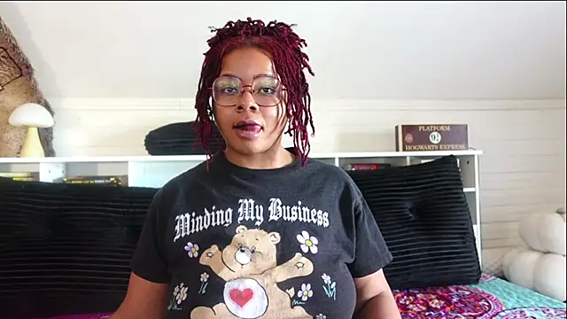 -khayaparker online show from March 28, 6:07 pm