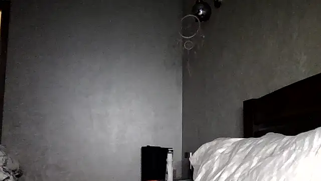 JulianaGold1 online show from March 20, 4:23 pm