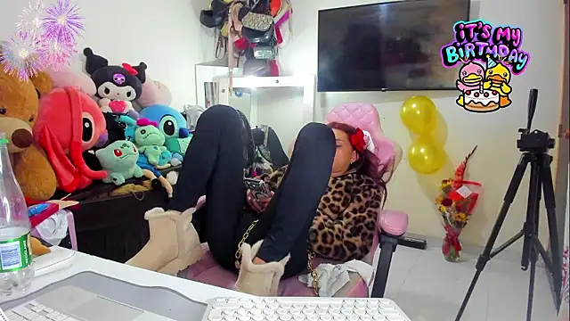 Lawrncesofiets online show from January 17, 10:06 pm