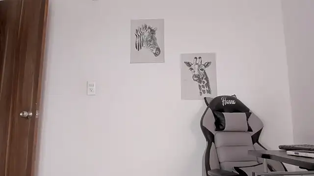 Hanna Risso online show from March 7, 6:15 pm